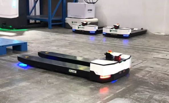 AGV自動引導(dǎo)運輸車無線充電解決方案